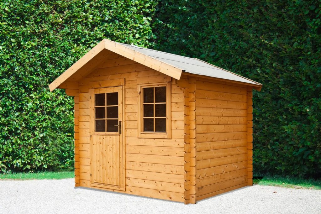 entretenir-cabane-jardin